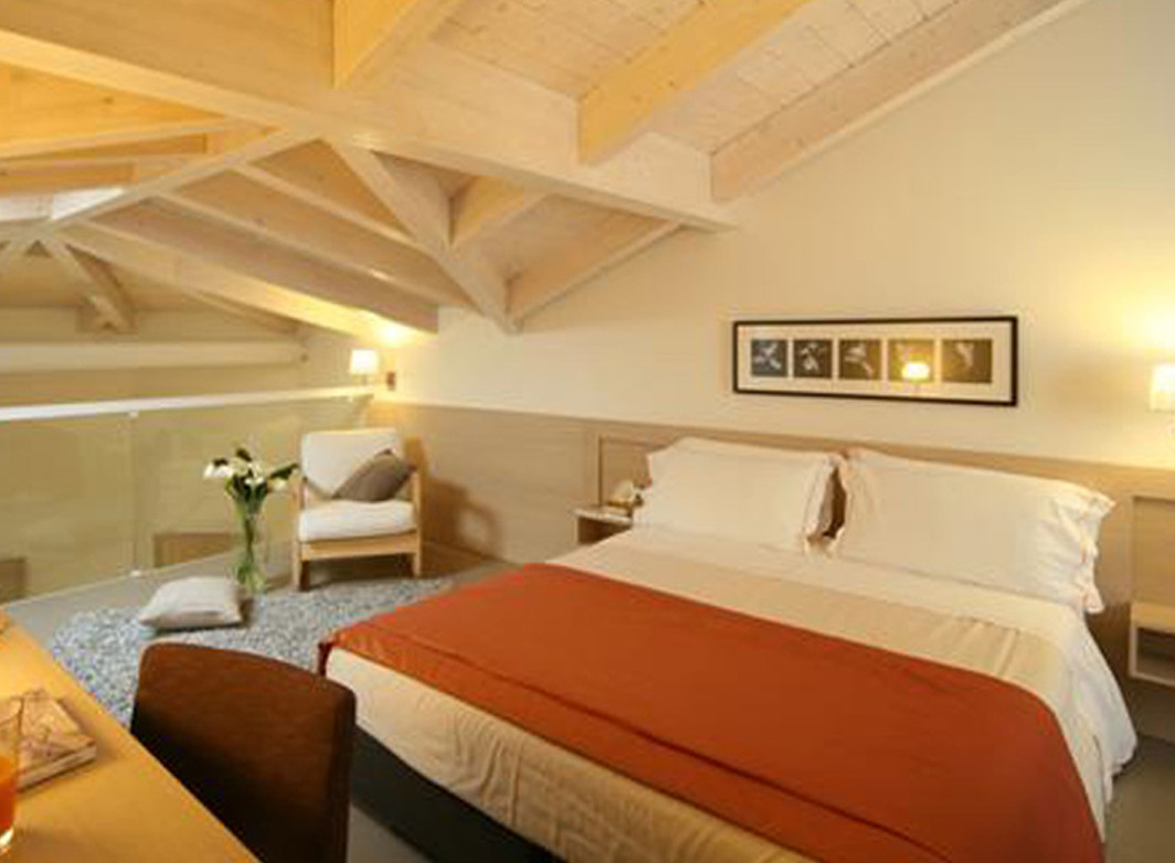 media.Camere_SuiteDeluxe_1LeRoseSpaHotel_Rimini