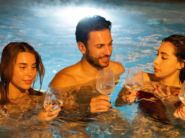 media.Gallery_Piscina_11LeRoseSpaHotel_Rimini